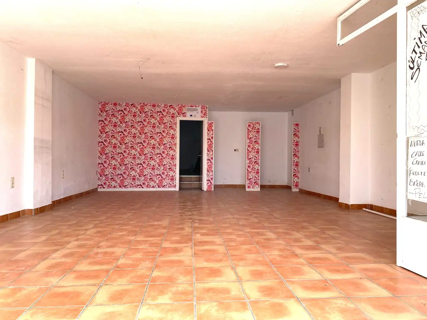 Gewerbefläche zum Verkauf in Calle Antonio Machado