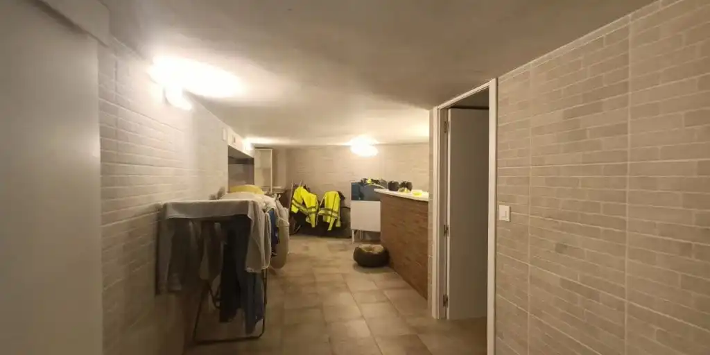 Duplexes for sale in Madrid  with Air Conditioner, Heating and Storage room