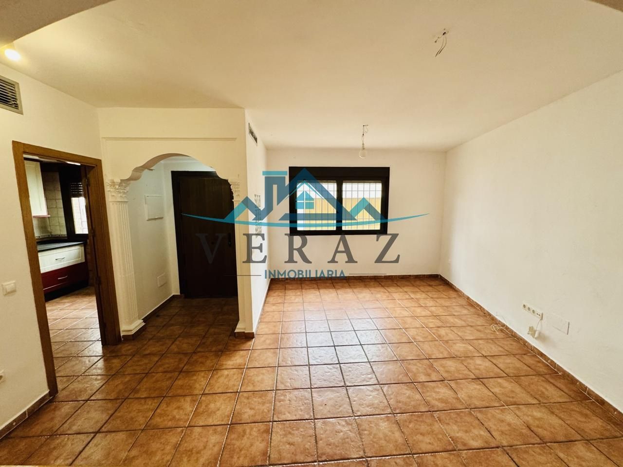 Casa adosada en venda en Velada amb Traster