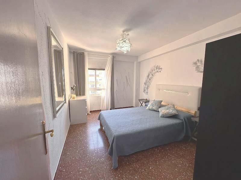 Dormitori de Pis en venda en Vélez-Málaga amb Traster i Piscina comunitària