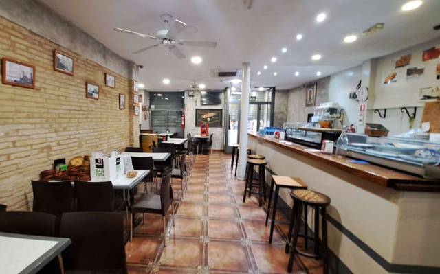 Local comercial en Alquiler en don jaime I31 en Alfonso