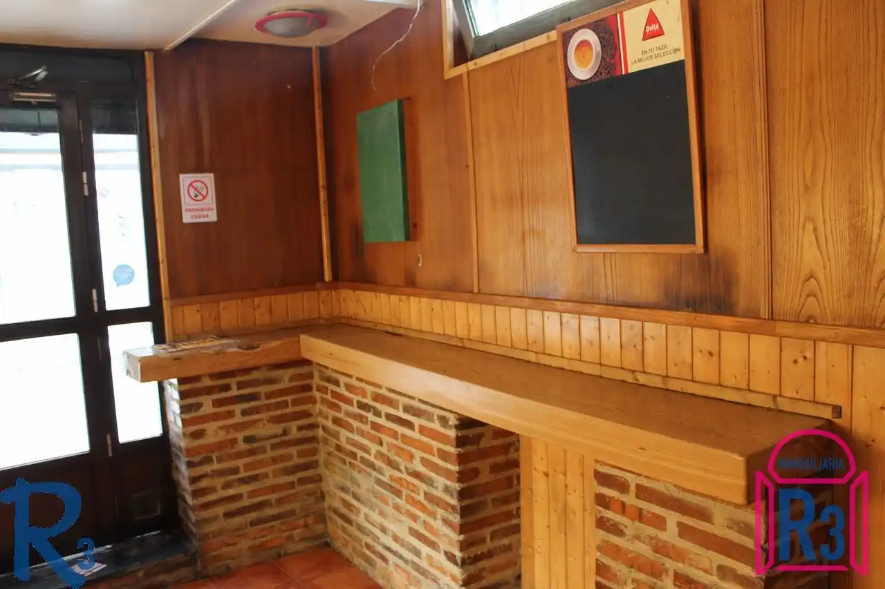 Local comercial en venda a Murias de Paredes, imagen 8