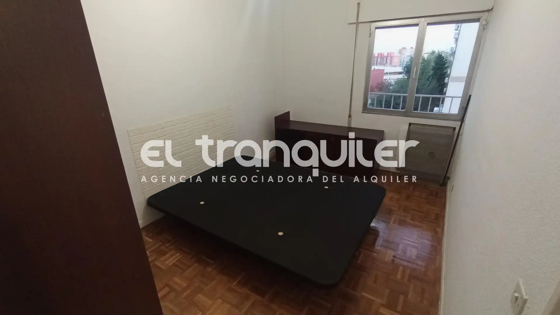 Schlafzimmer von Wohnung zur Miete in Latina