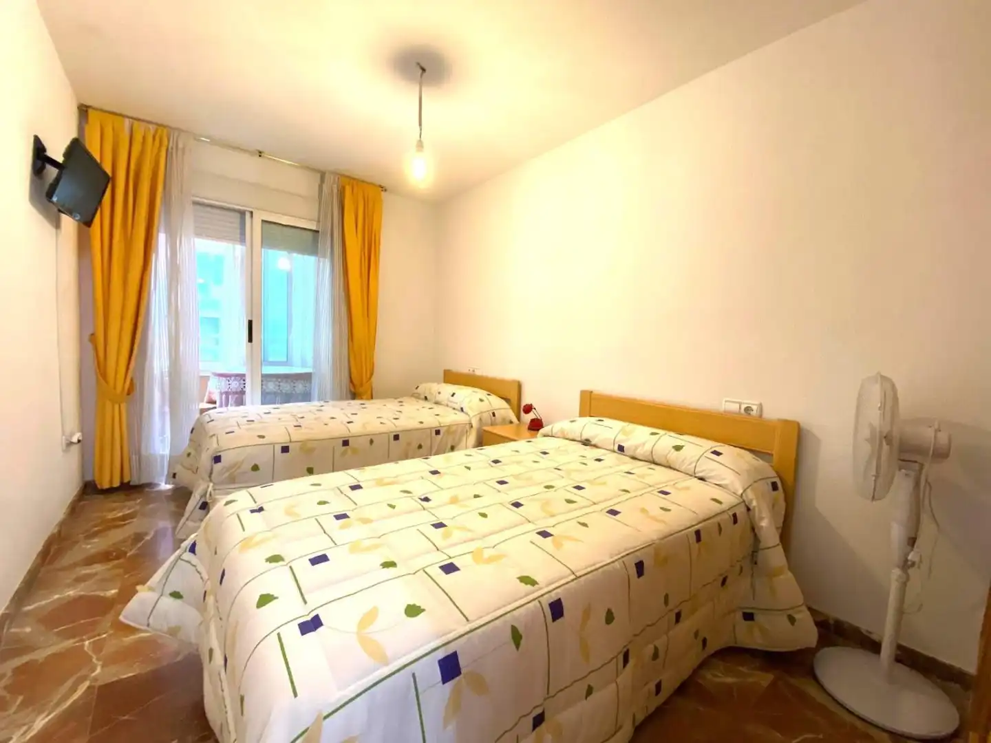 Habitación de Apartamento en venta en Alicante / Alacant con Aire acondicionado y Calefacción