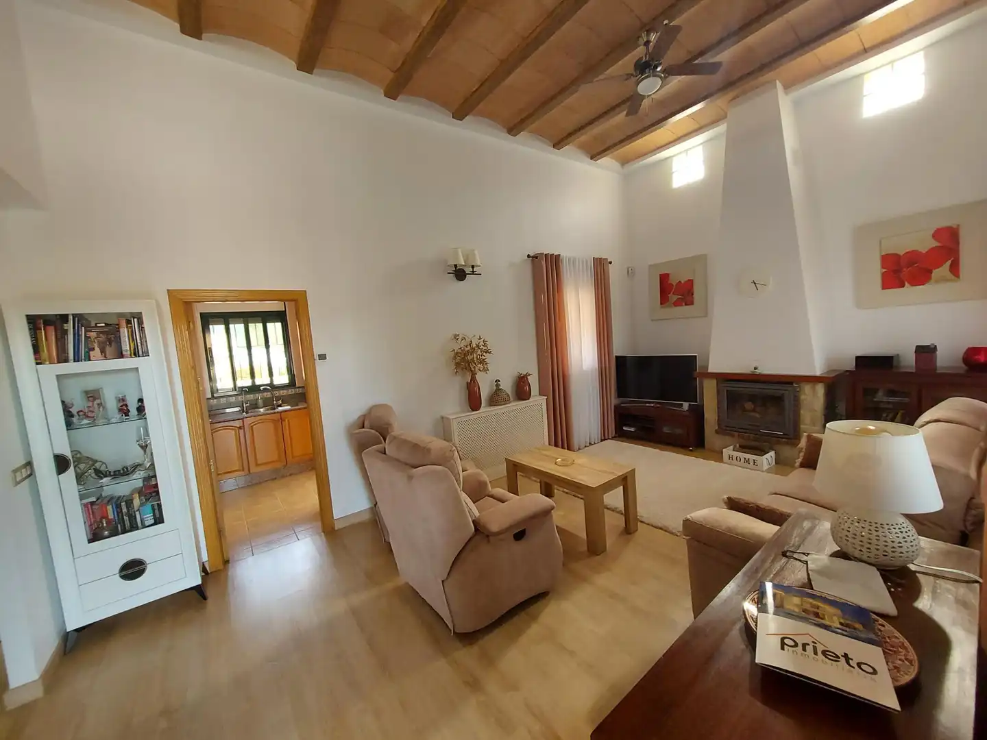 Sala d'estar de Casa o xalet en venda en Calasparra amb Aire condicionat i Moblat