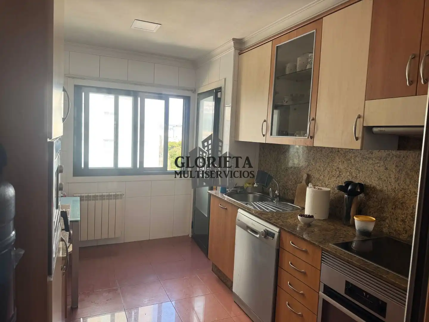 Cocina de Piso en venta en Vigo  con Calefacción y Trastero