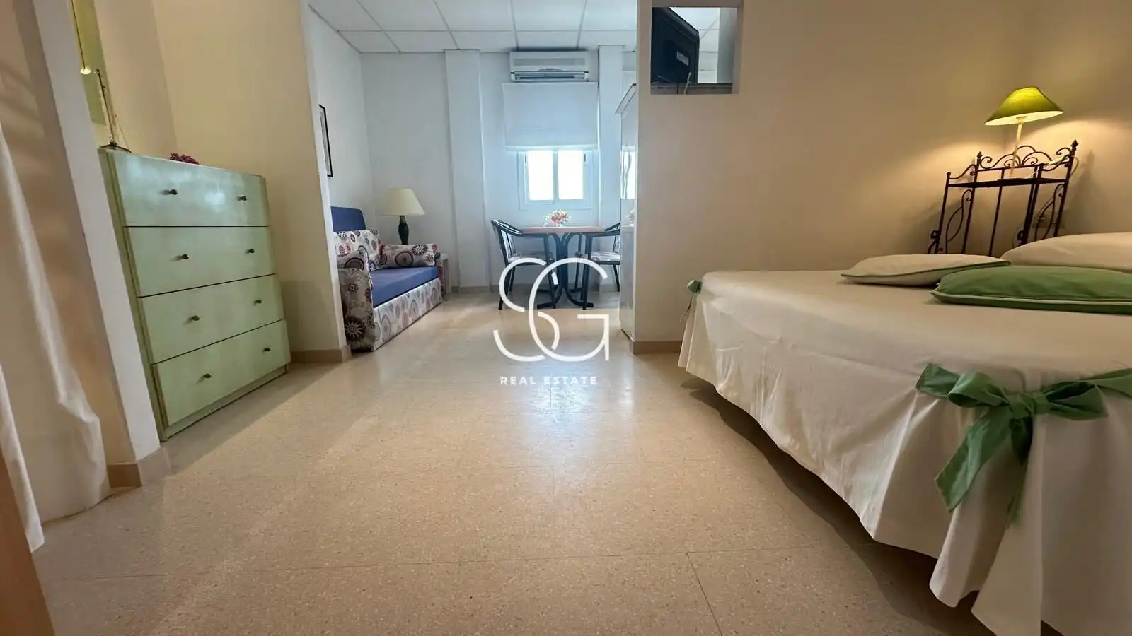Schlafzimmer von Gebäude zum Verkauf in Creixell