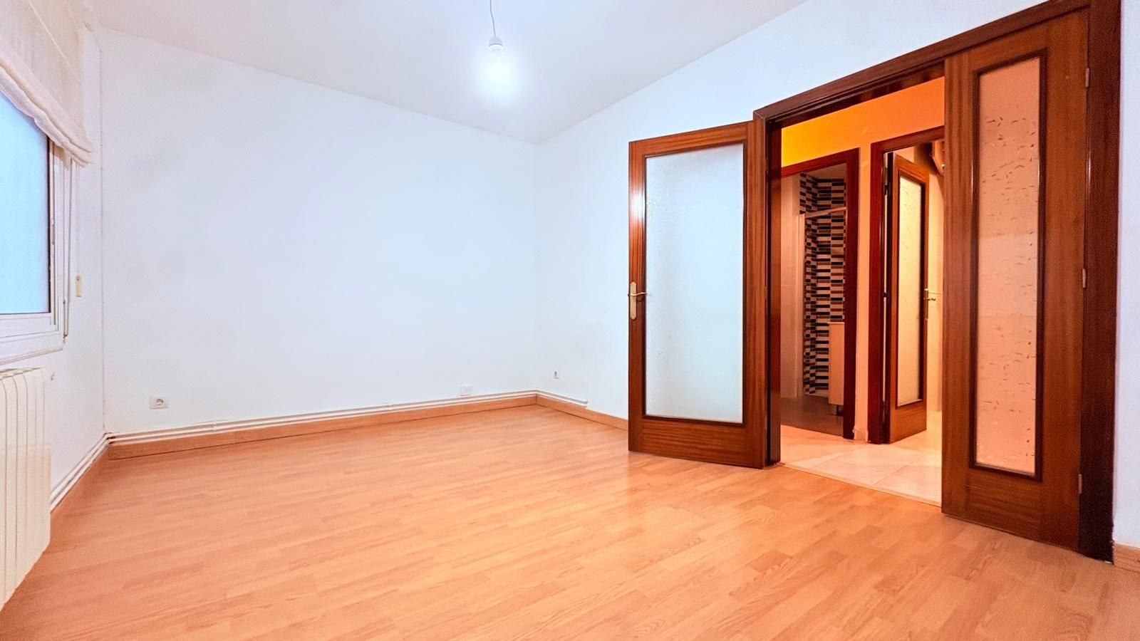 Flat for sale in Sentmenat  with Heating