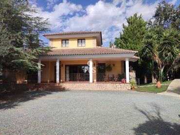 Xalet amb piscina en venda a Carretera  Los Secanos S/N