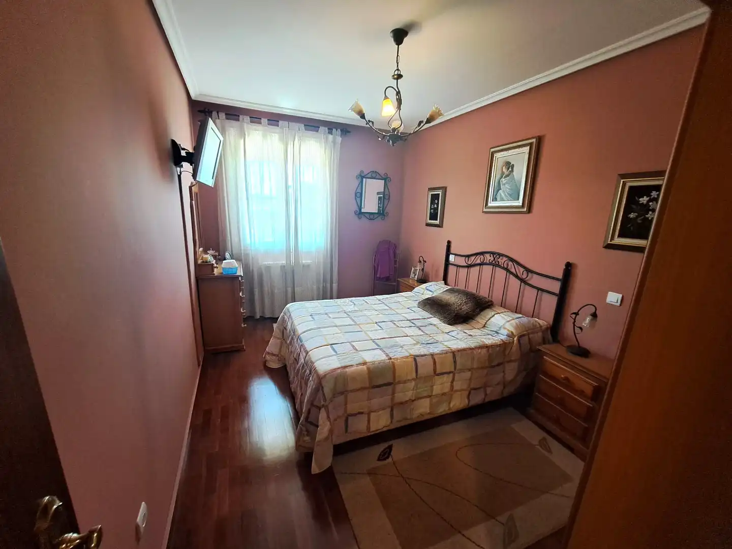 Schlafzimmer von Einfamilien-Reihenhaus zum Verkauf in Zarratón mit Heizung, Terrasse und Möbliert