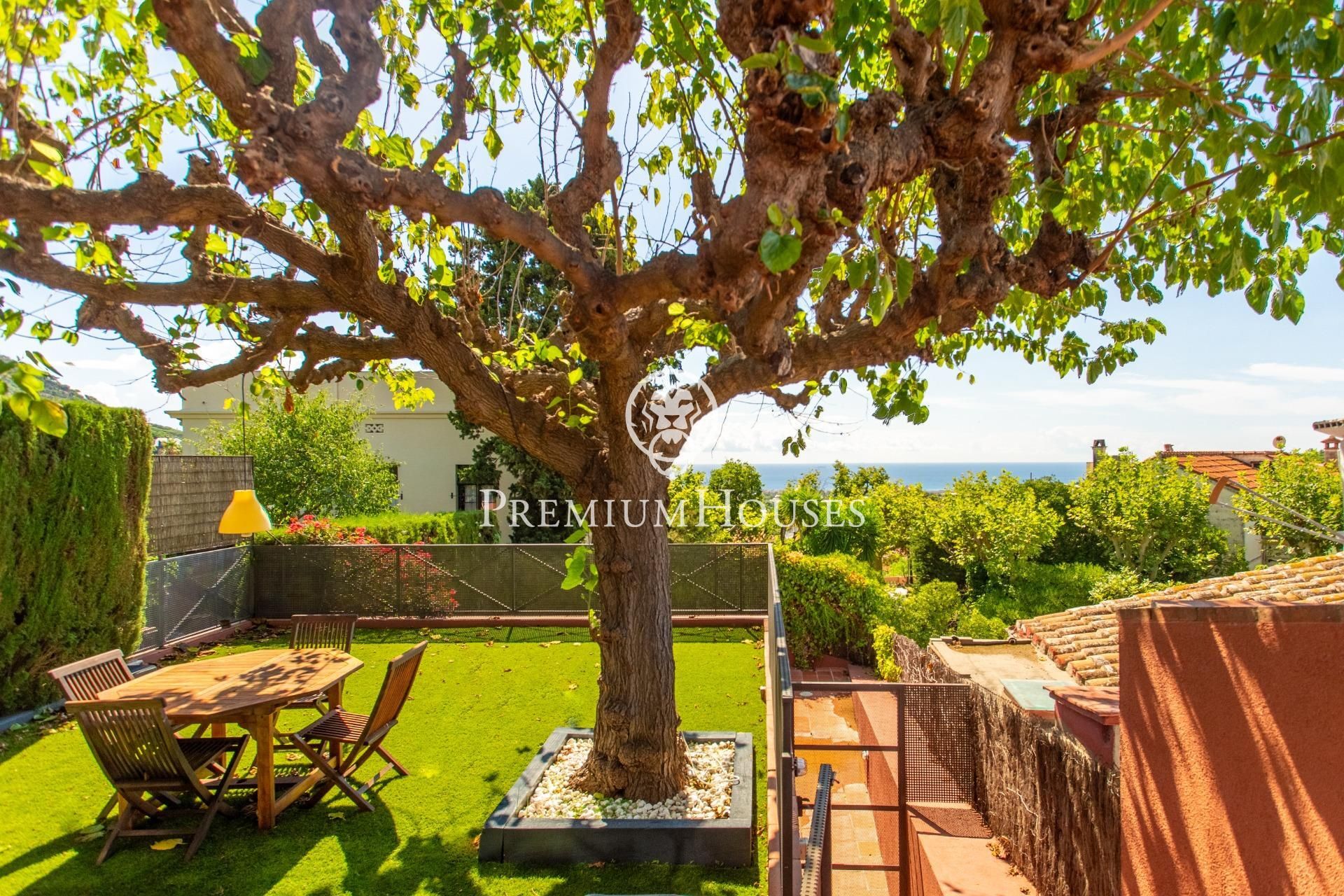 Garden of House or chalet to rent in Cabrils  with Air Conditioner, Heating and Private garden
