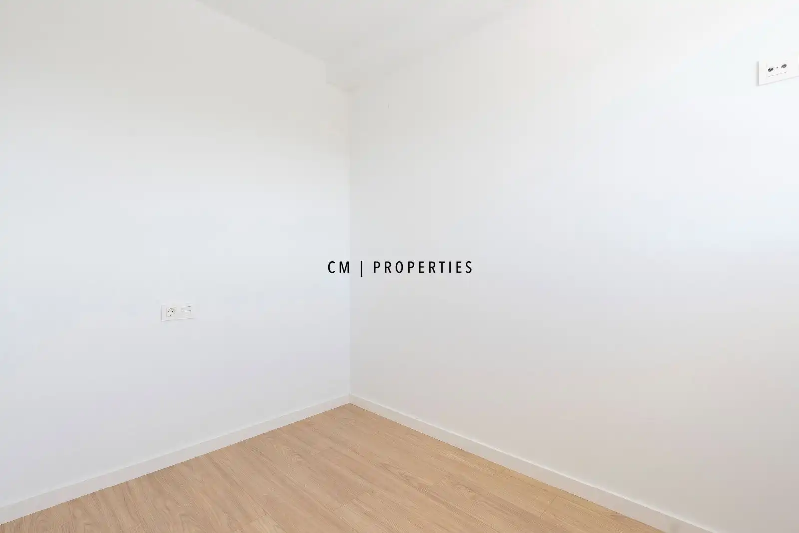 Habitación de Ático de alquiler en Sagunto / Sagunt con Aire acondicionado, Calefacción y Parquet