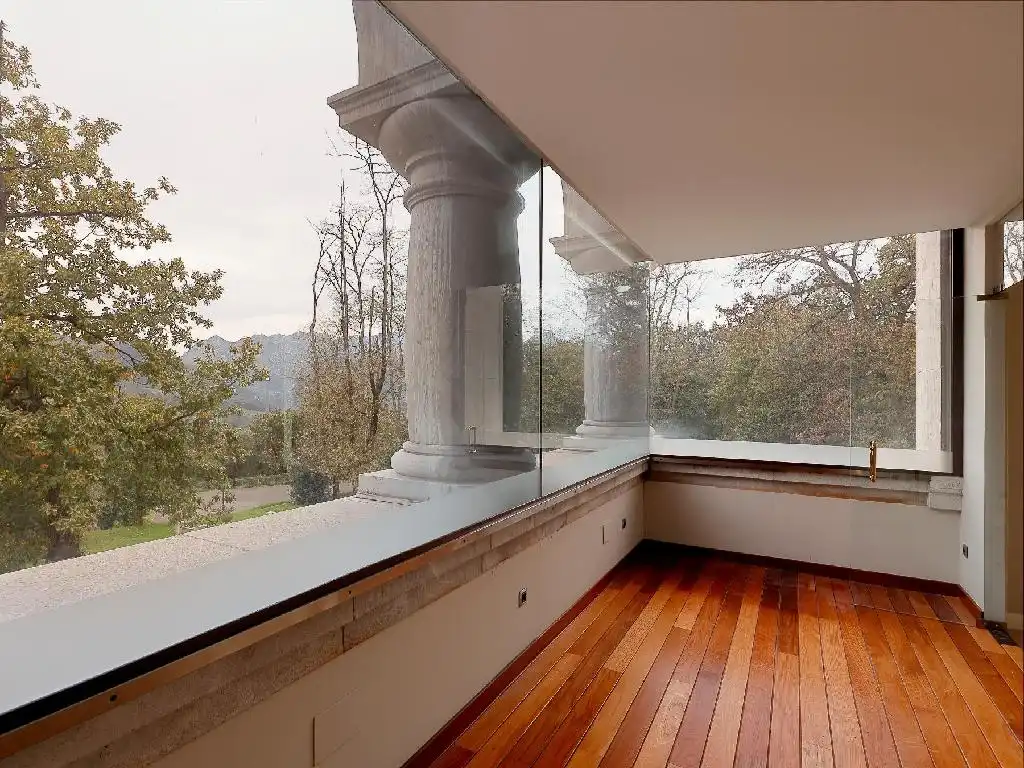 Terraza de Edificio en venta en Oviedo 