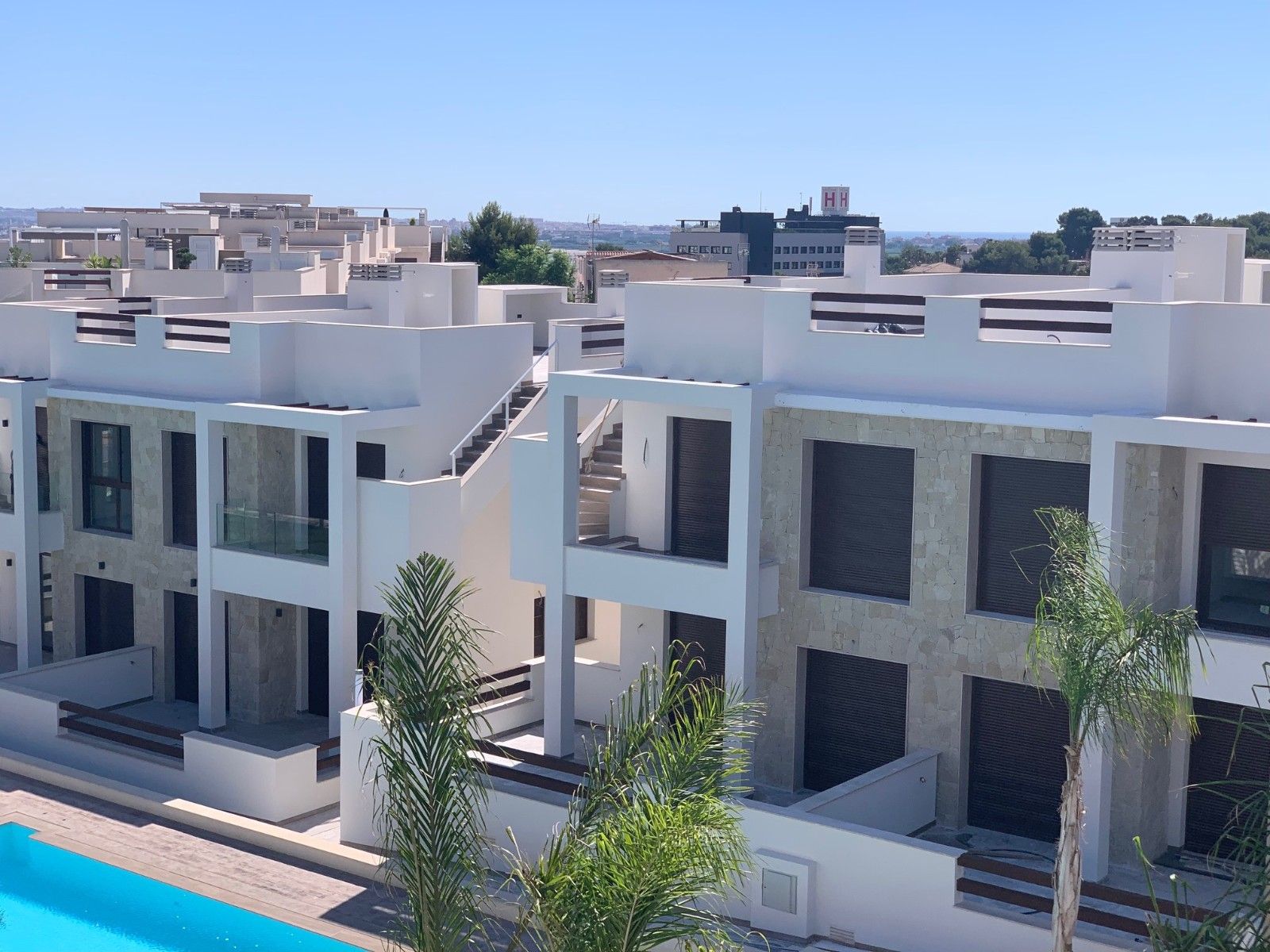 Exterior view of Attic for sale in Torrevieja  with Air Conditioner, Terrace and Storage room