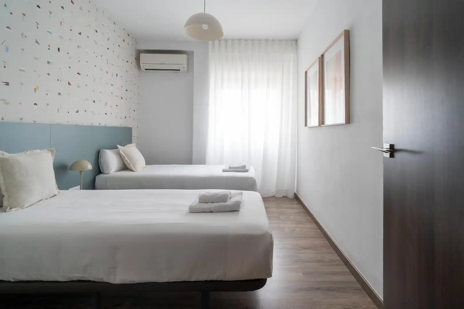 Bedroom of Flat for rent in Valencia  with Air Conditioner, Heating and Furnished