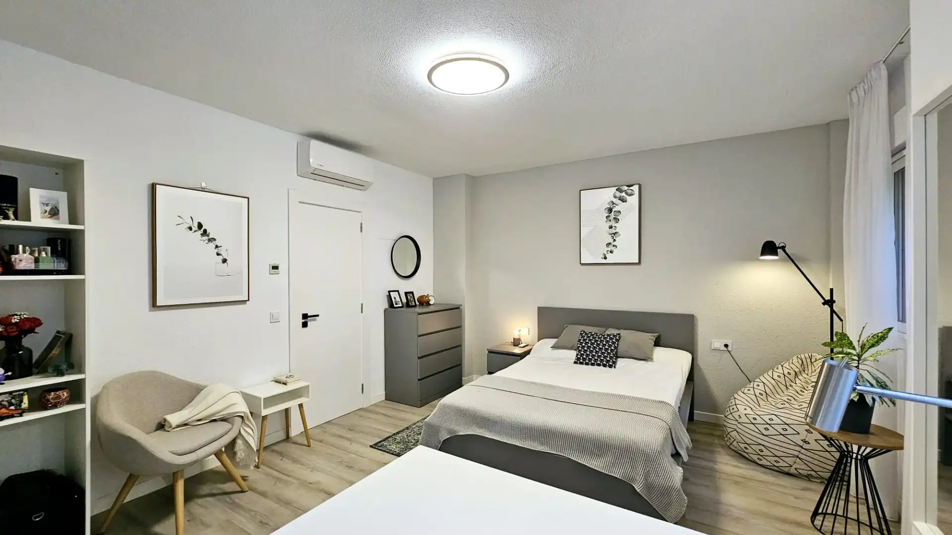 Habitación de Casa adosada en venta en Calpe / Calp con Aire acondicionado, Terraza y Amueblado