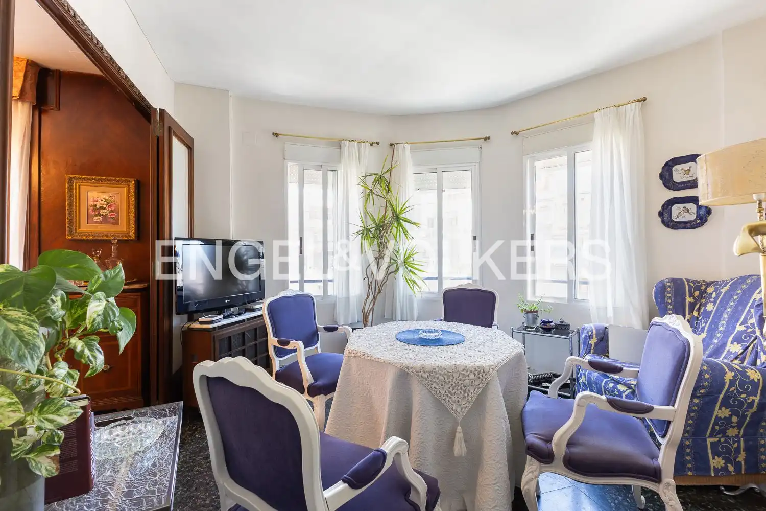 Comedor de Piso en venta en Valencia con Calefacción y Balcón