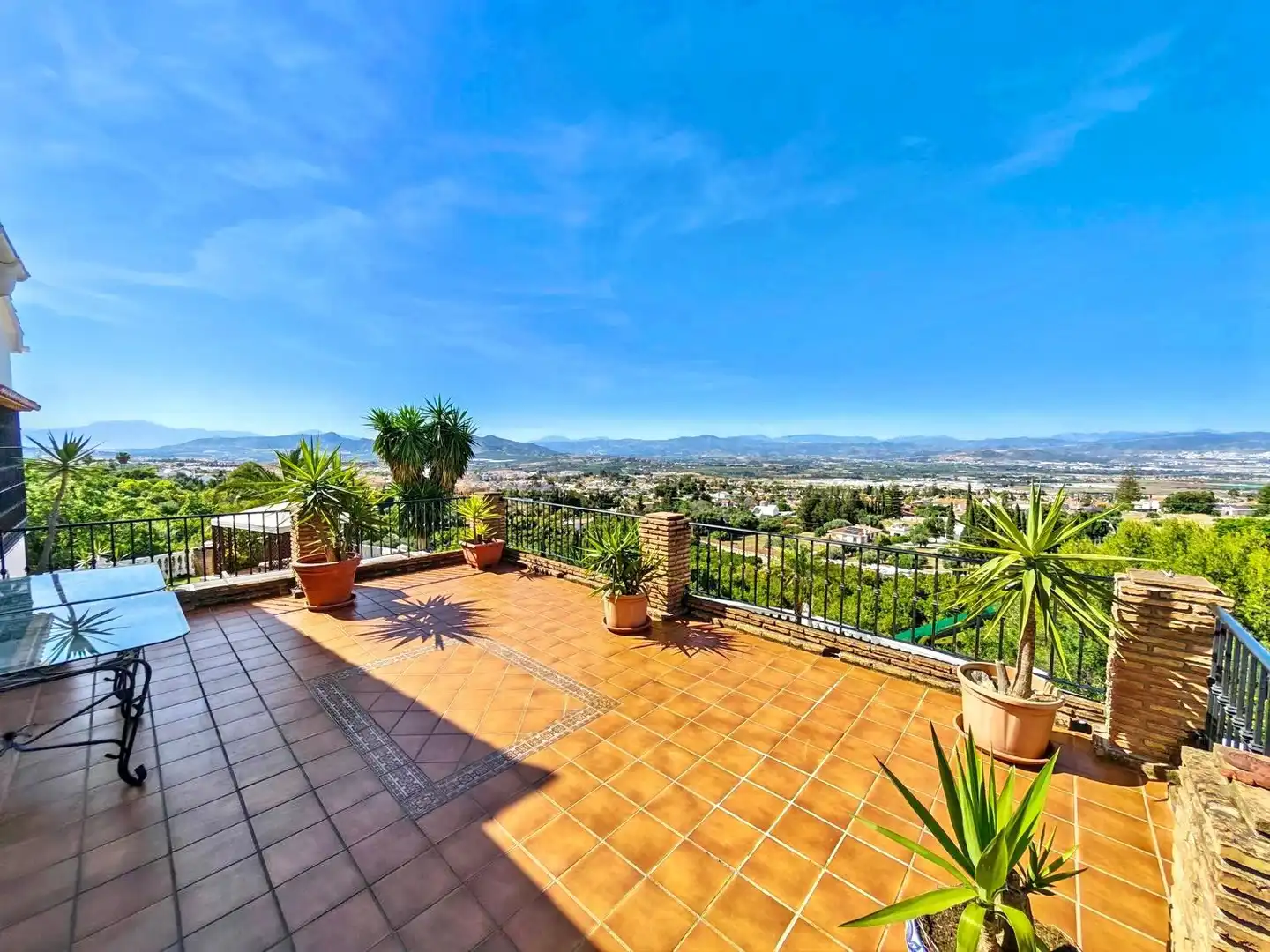 Terrasse von Haus oder Chalet zum Verkauf in Alhaurín de la Torre mit Privatgarten, Terrasse und Abstellraum