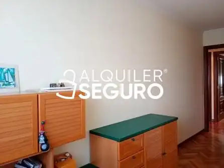 Habitación de Piso de alquiler en Culleredo con Calefacción, Terraza y Trastero