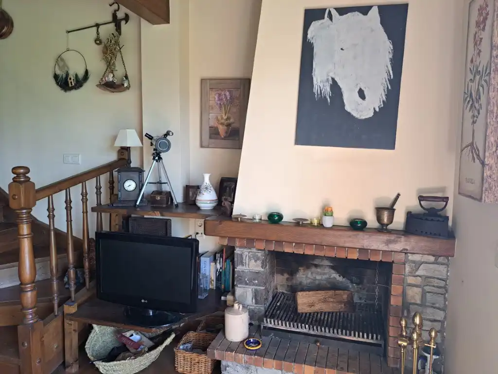 Living room of Detached homes for rent in Fontanals de Cerdanya  with Heating, Private garden and Parquet flooring