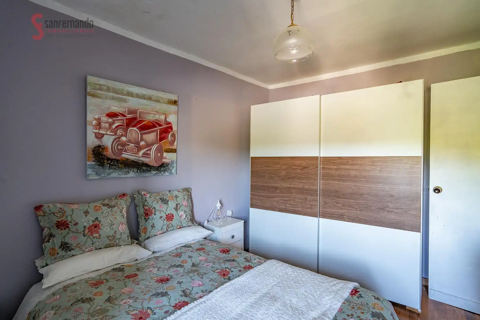 Habitación de Casa adosada en venta en Torrelavega  con Jardín privado, Terraza y Trastero