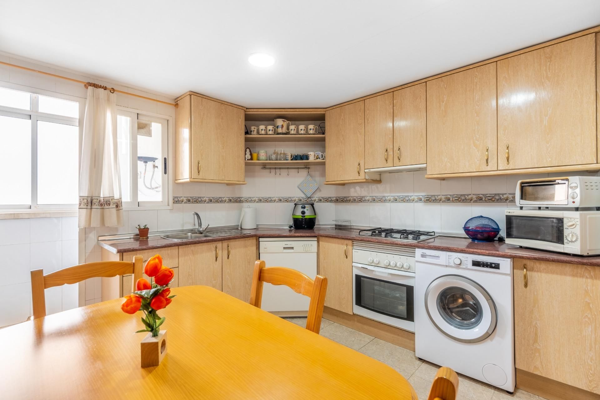 Kitchen of Flat for sale in Alicante / Alacant  with Air Conditioner, Heating and Terrace
