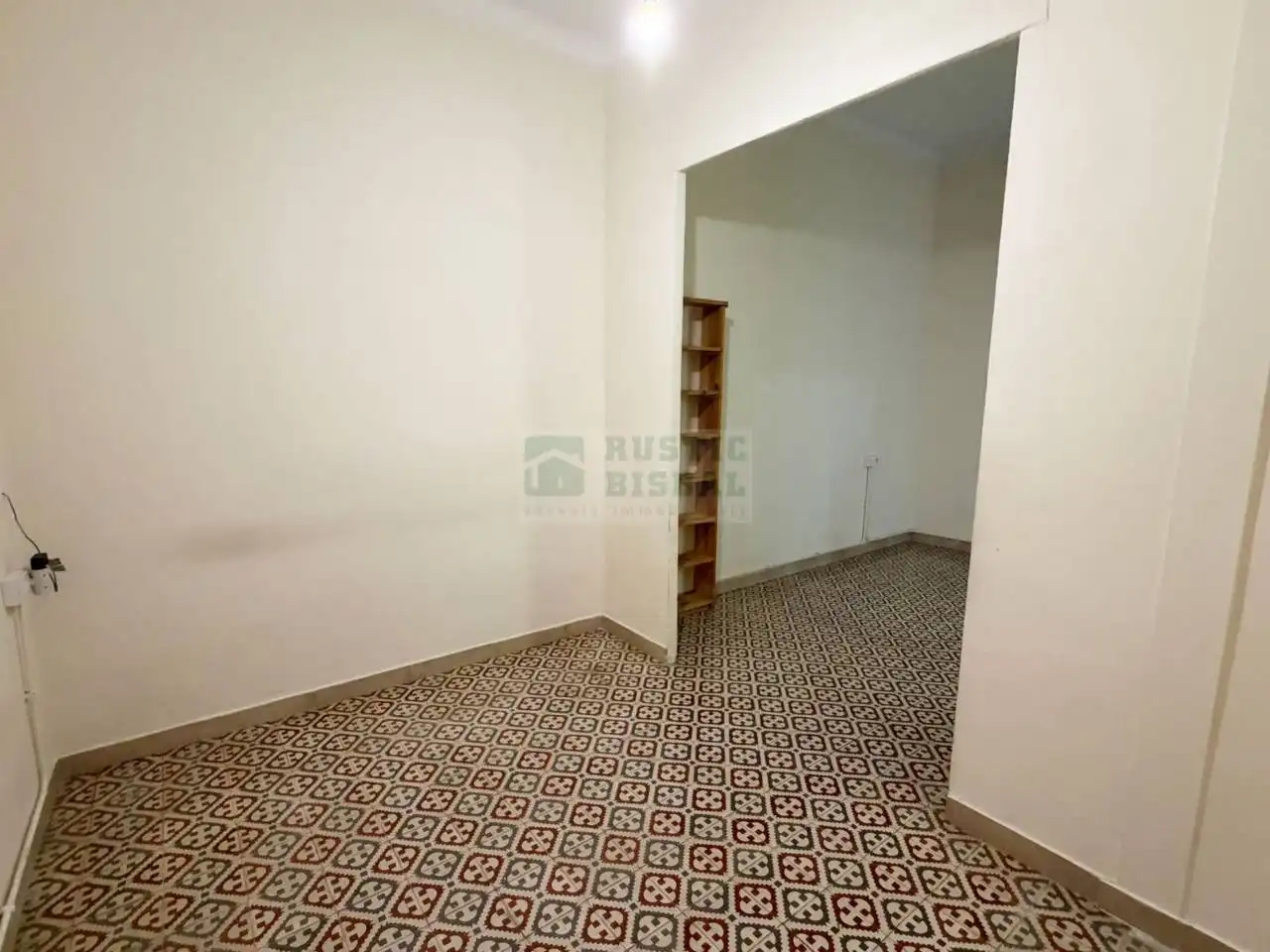 Finca rústica en venta en Figueres con Aire acondicionado, Calefacción y Jardín privado