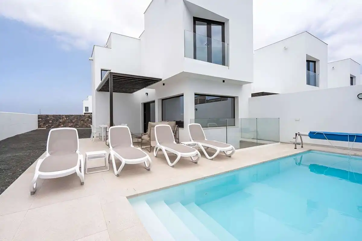 Villa avec piscine à vendre à Petunia 1, imagen 2