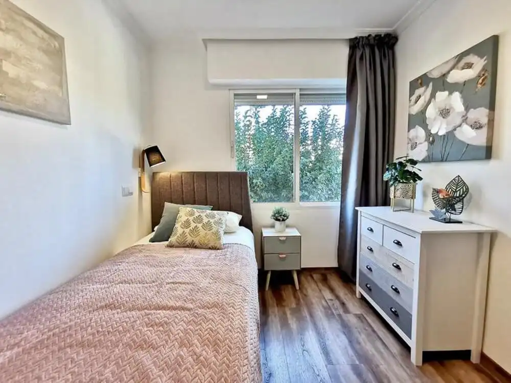 Bedroom of Apartments for sale in Estepona  with Air Conditioner, Terrace and Swimming Pool
