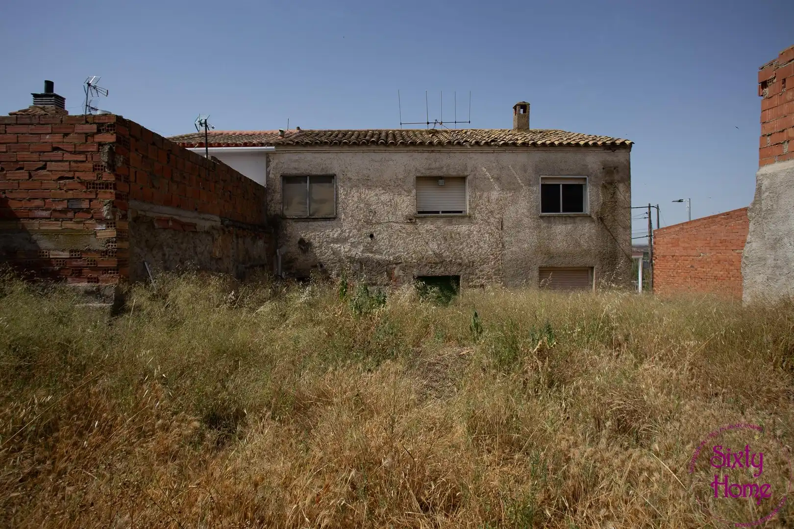 Vista exterior de Casa o xalet en venda en San Mateo de Gállego amb Jardí privat, Terrassa i Traster