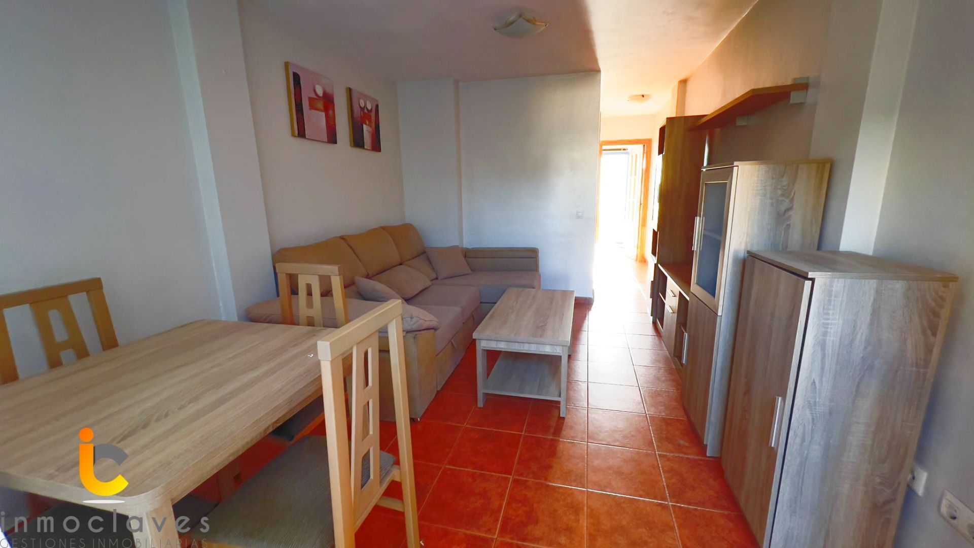 Sala d'estar de Casa adosada en venda en Algeciras amb Terrassa, Traster i Moblat