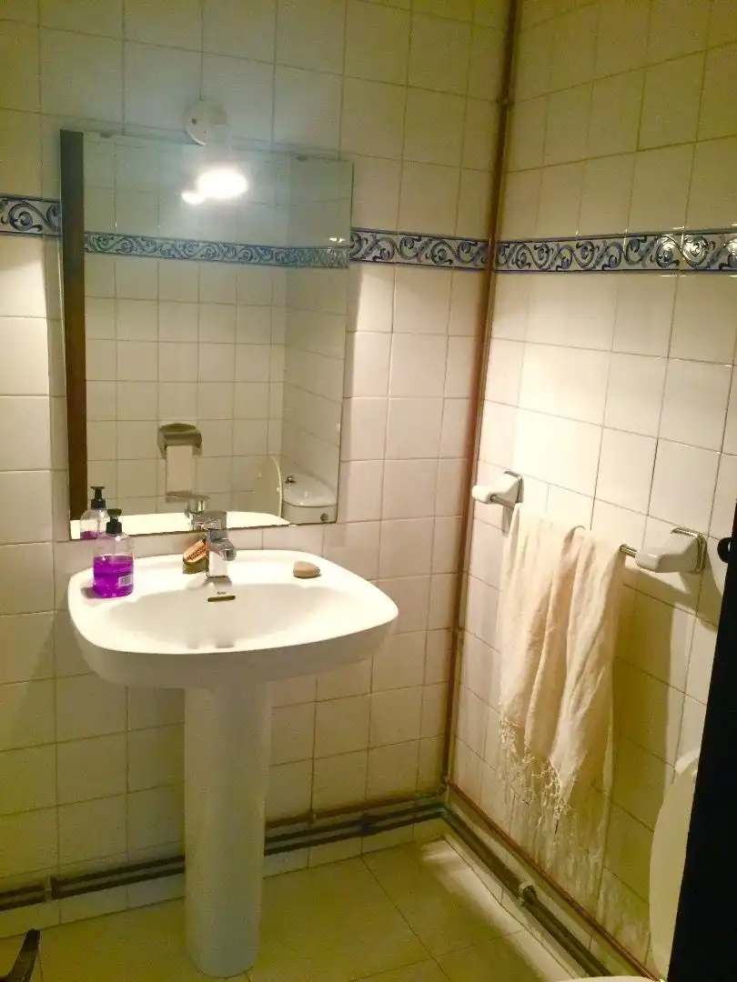 Bany de Casa o xalet en venda en Reocín amb Calefacció, Parquet i Terrassa