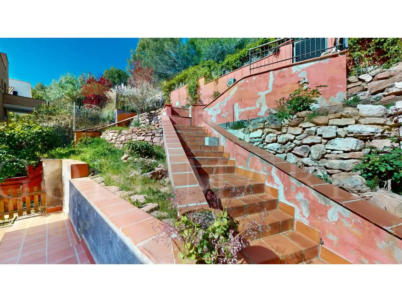 Jardí de Casa o xalet en venda en Corbera de Llobregat amb Aire condicionat, Calefacció i Jardí privat