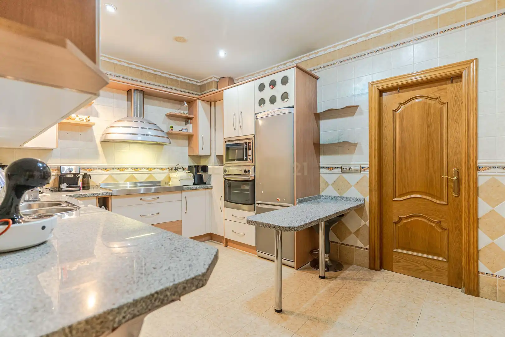 Cocina de Apartamento en venta en Montefrío con Aire acondicionado y Jacuzzi