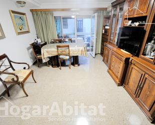 Living room of Flat for sale in  Valencia Capital  with Terrace and Balcony