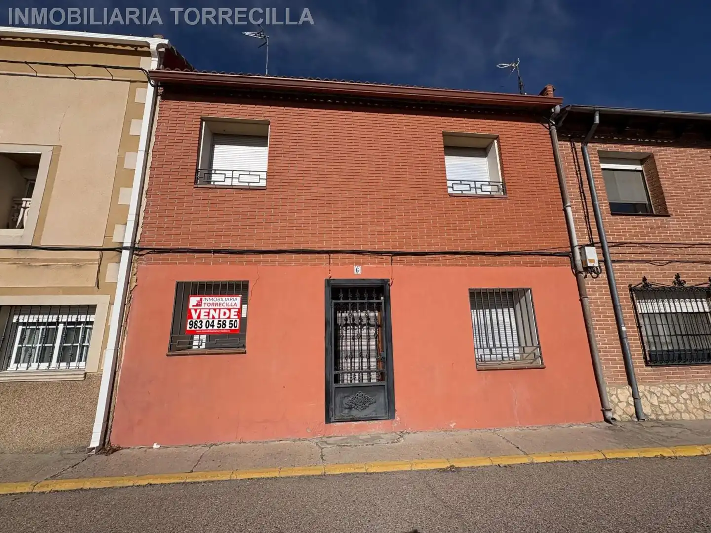 Vista exterior de Finca rústica en venda en Piña de Esgueva, Valladolid