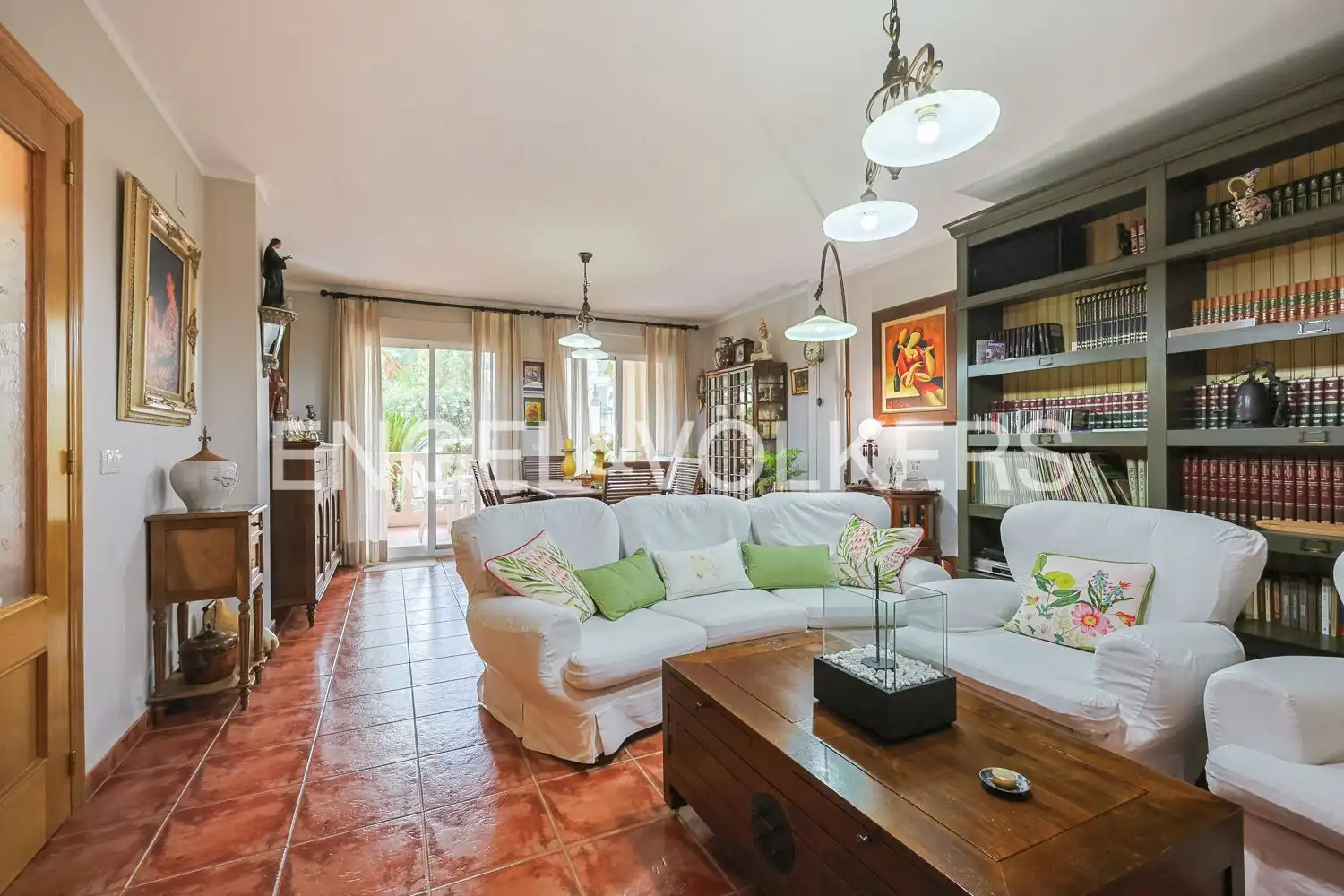 Sala de estar de Piso en venta en Navajas con Calefacción, Terraza y Amueblado