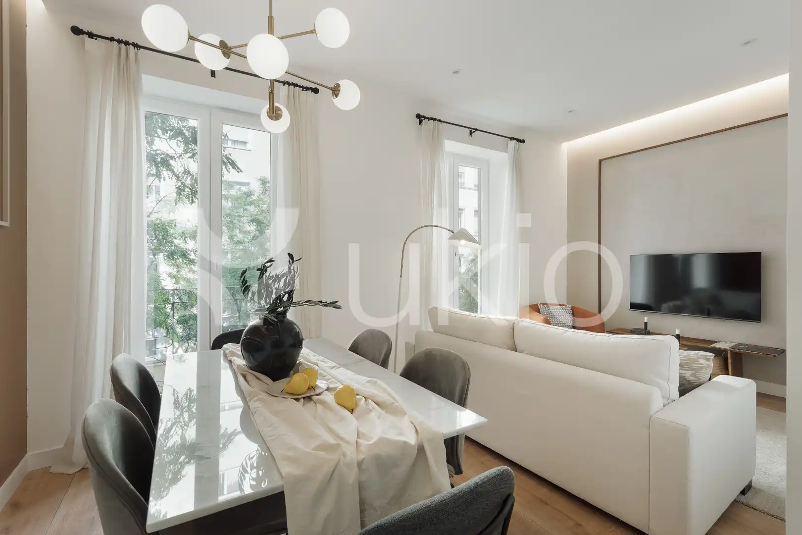Apartament amb ascensor de lloguer a Calle de Fernán González, imagen 6