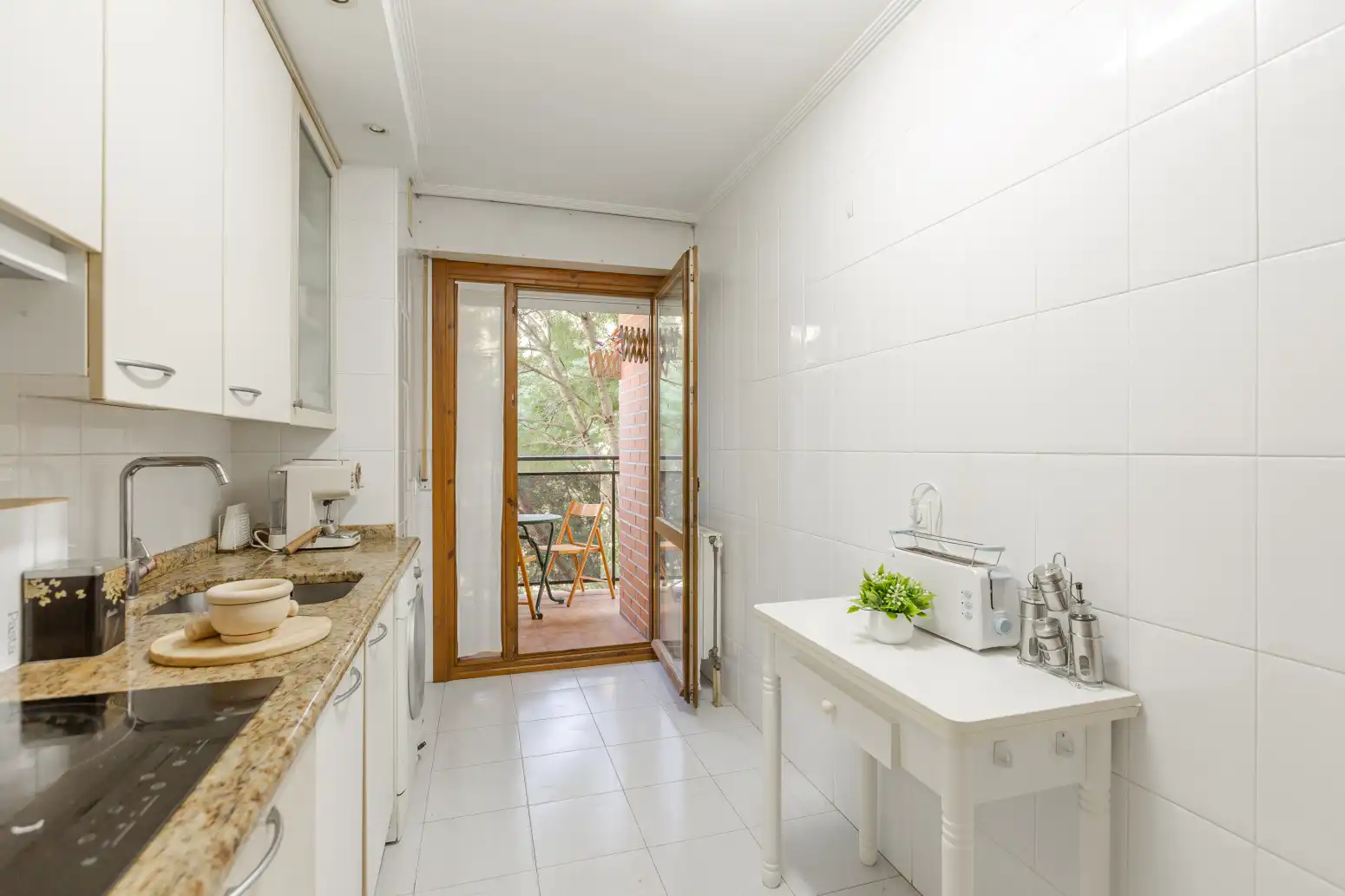 Cocina de Piso en venta en  Pamplona / Iruña con Calefacción, Parquet y Terraza