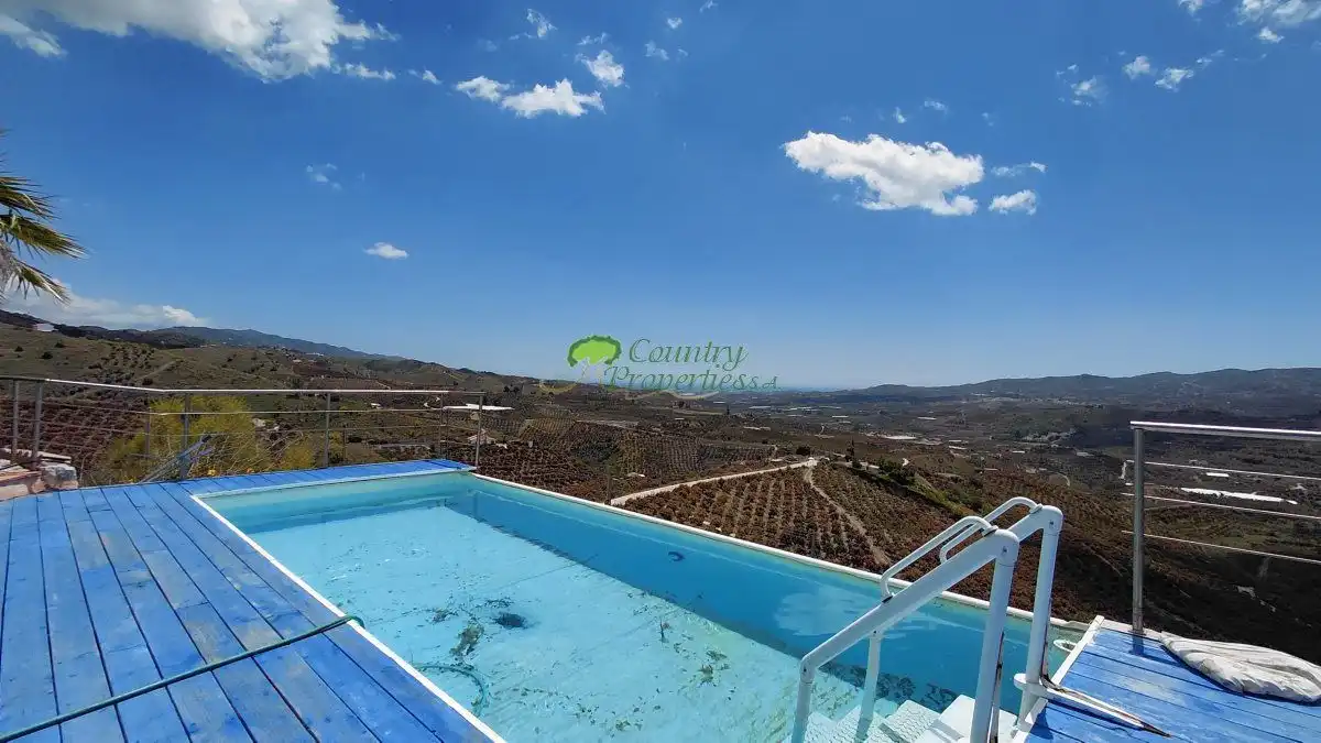 Piscina de Finca rústica en venda en Vélez-Málaga amb Aire condicionat, Terrassa i Traster
