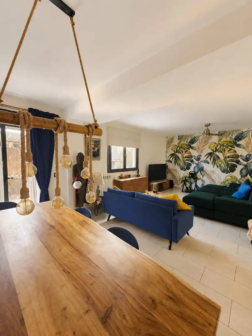Sala d'estar de Casa o xalet en venda en Navalcarnero amb Calefacció, Jardí privat i Piscina comunitària