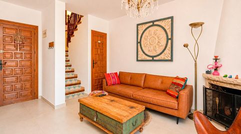 BONITO CHALET ADOSADO EN EL CORAZÓN DE ALBIR, A SOLO 500 METROS DE LA PLAYA, imatge 5