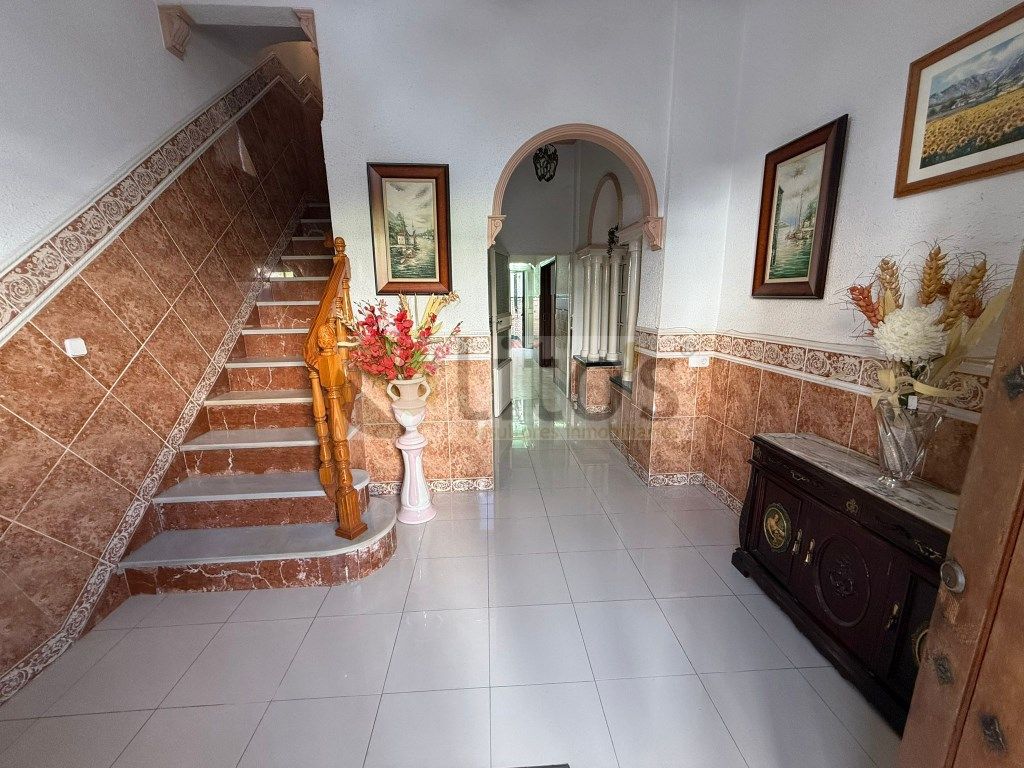 Einfamilien-Reihenhaus zum Verkauf in Dos Hermanas