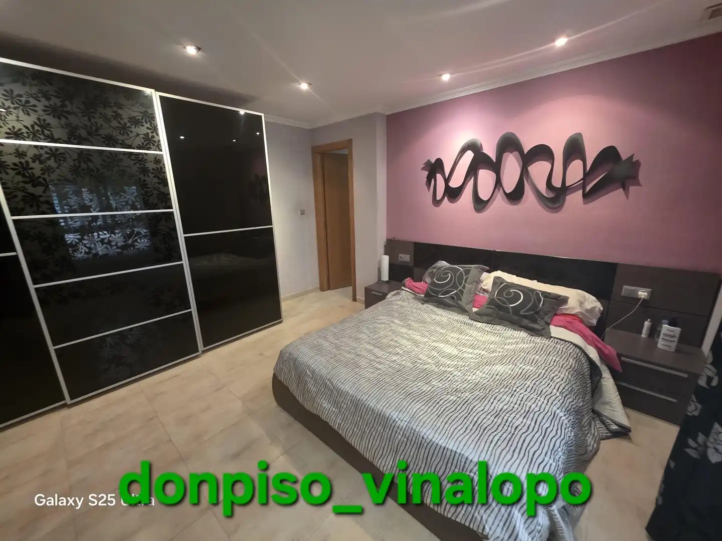 Habitación de Planta baja en venta en La Romana con Aire acondicionado, Calefacción y Trastero