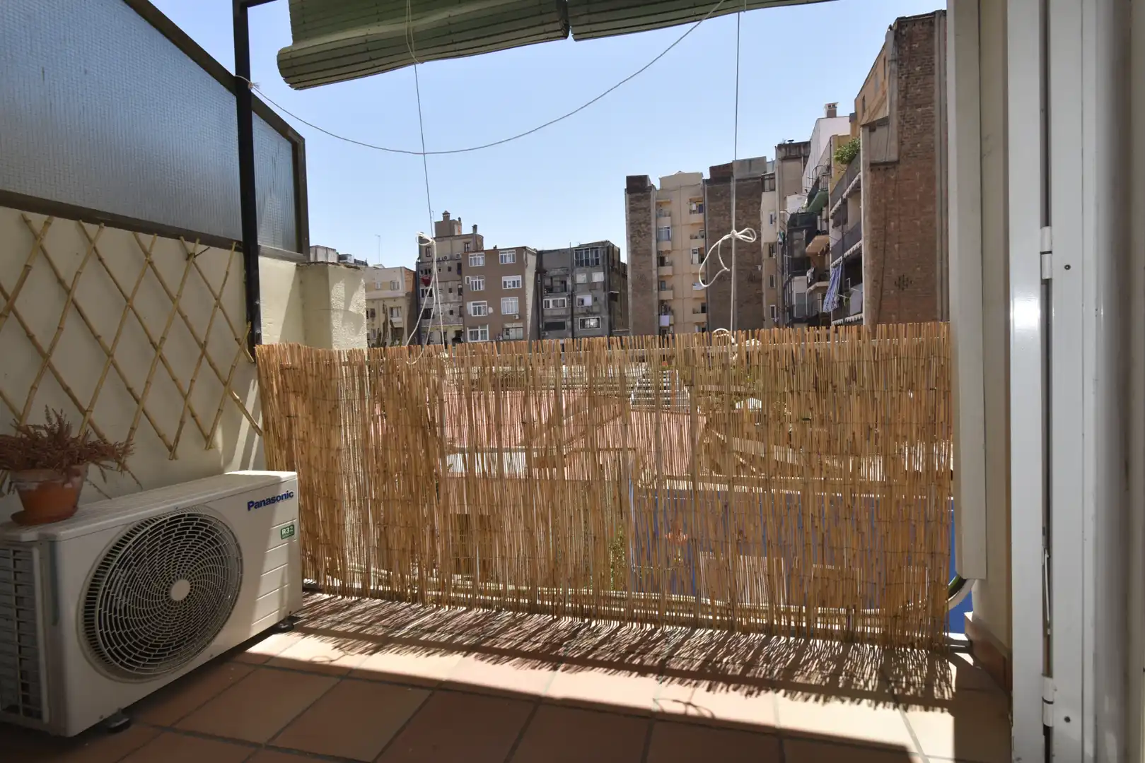 Terraza de Piso en venta en Barcelona con Calefacción, Balcón y Alarma