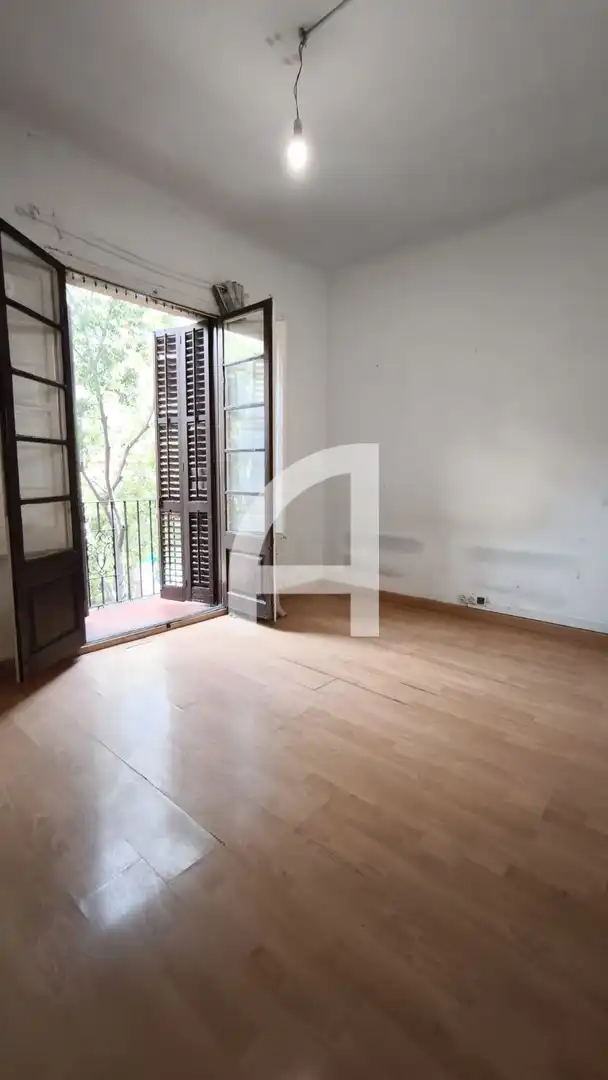 Flat with terrace for sale in Maragall, imagen 2
