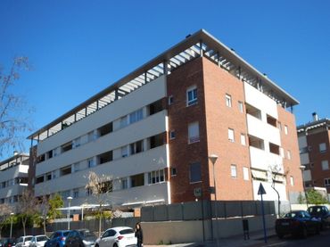 Pis amb piscina en venda a AVENIDA DE LA FILOSOFIA NÚMERO 15 ESCALERA 8 PLANTA 1 PUERTA C