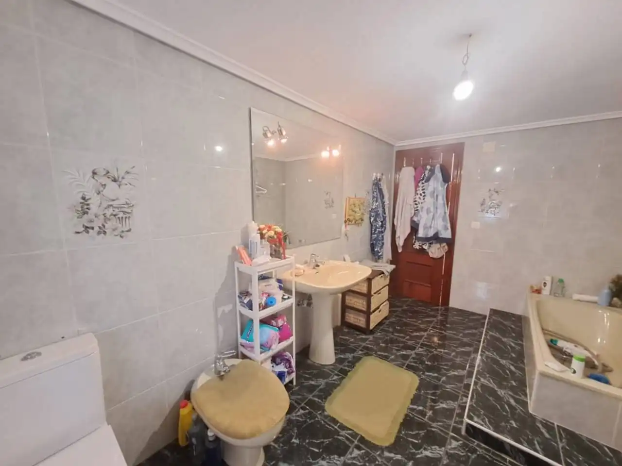 Bathroom of Houses for sale in Villayerno Morquillas  with Heating and Terrace