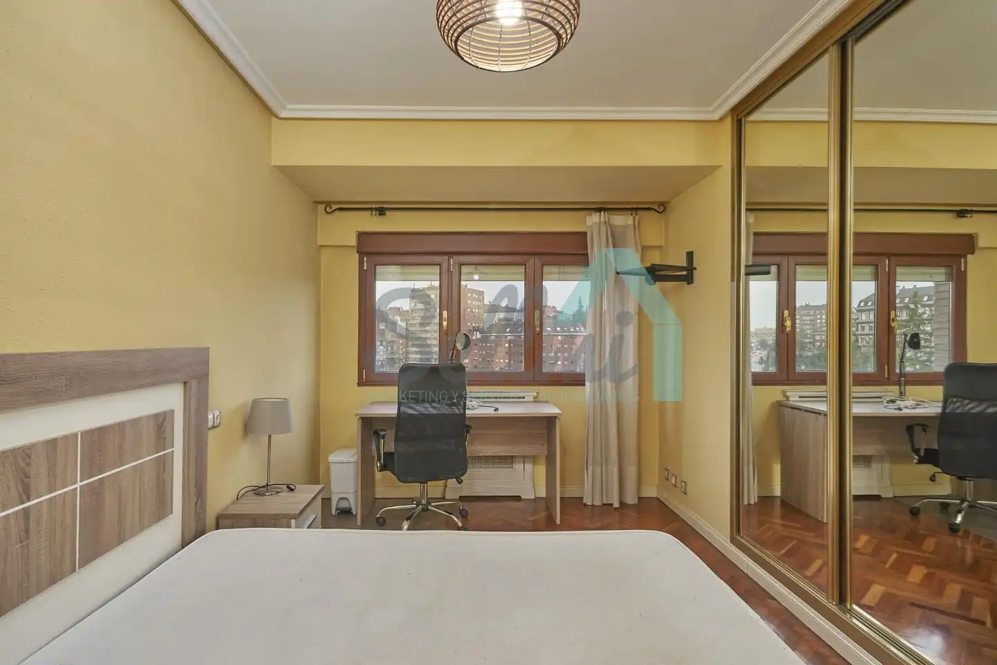 Wohnung zur Miete in Calle Ángel Muñiz Toca, El Cristo