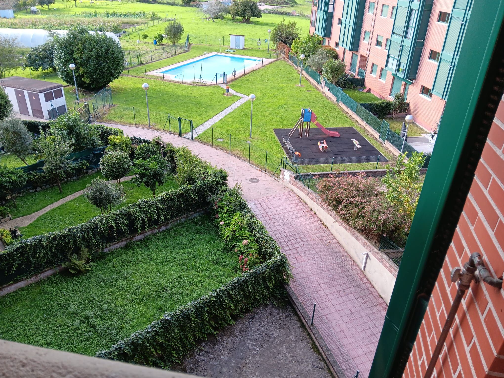 Piscina de Pis en venda en Voto amb Calefacció, Jardí privat i Traster